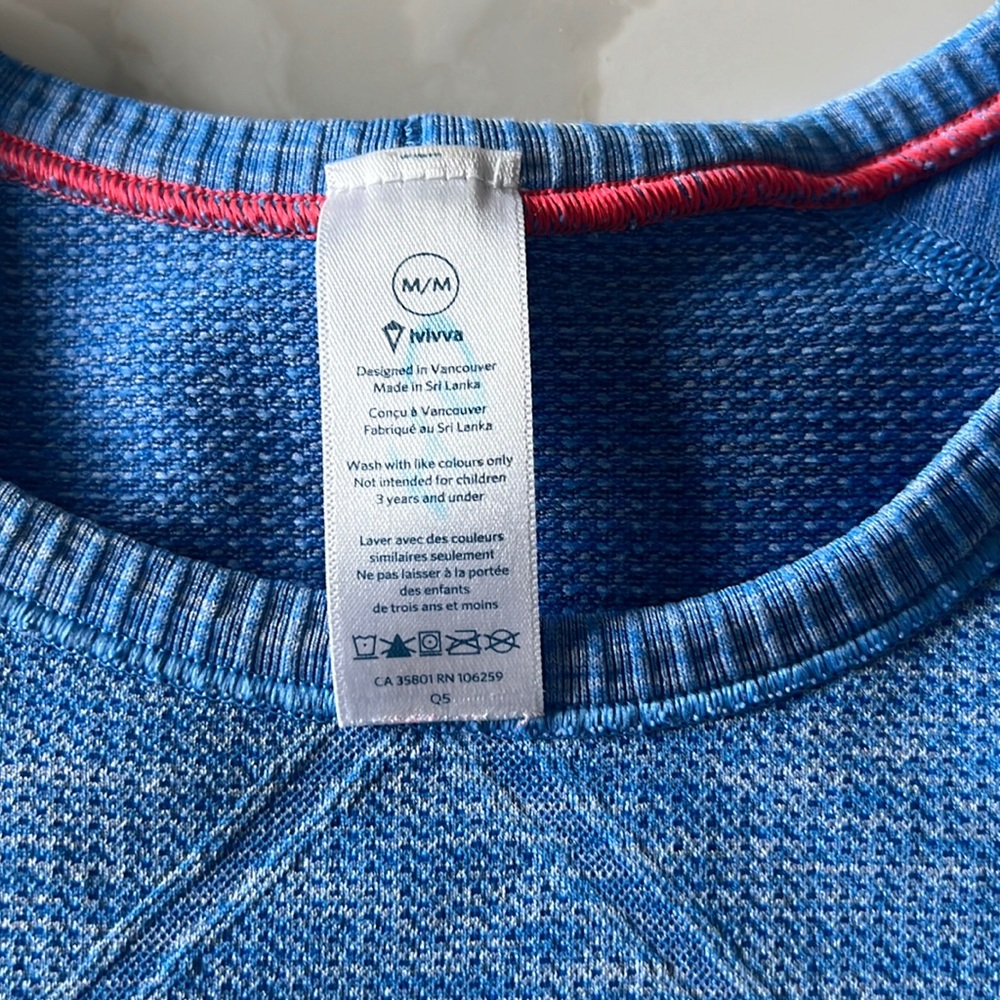 Iviva short sleeve size medium blue